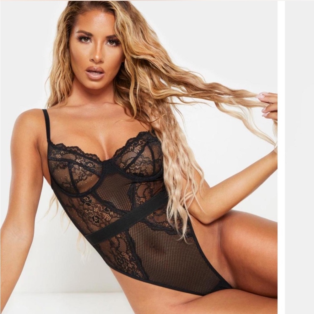 Pretty Little Thing black lace bodysuit